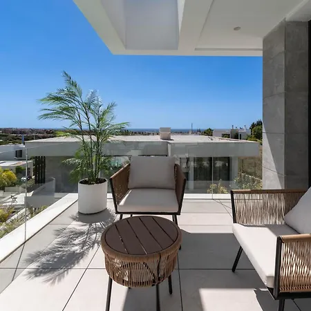 Vacation Marbella I Hanami, Private Infinity Edge-pool, Gym, Movie Theater, Close To Golfs And Beaches *