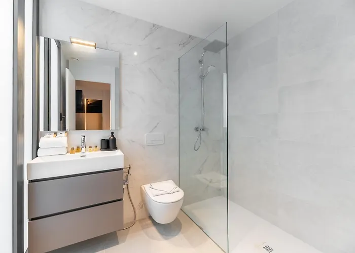 Vacation Marbella I Hanami, Private Infinity Edge-pool, Gym, Movie Theater, Close To Golfs And Beaches Villa *