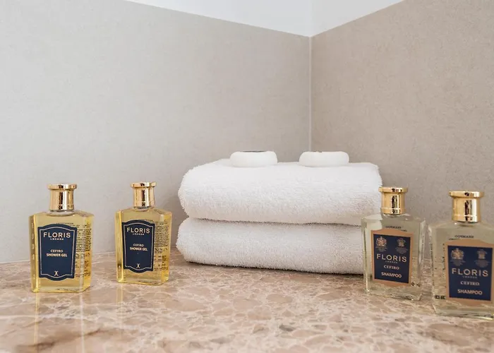 Vacation Marbella I Hanami, Private Infinity Edge-pool, Gym, Movie Theater, Close To Golfs And Beaches Villa *