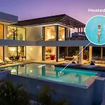 Vacation Marbella I Hanami, Private Infinity Edge-pool, Gym, Movie Theater, Night-security, Alarm System, Close To Golfs And Beaches 别墅 埃斯特波纳
