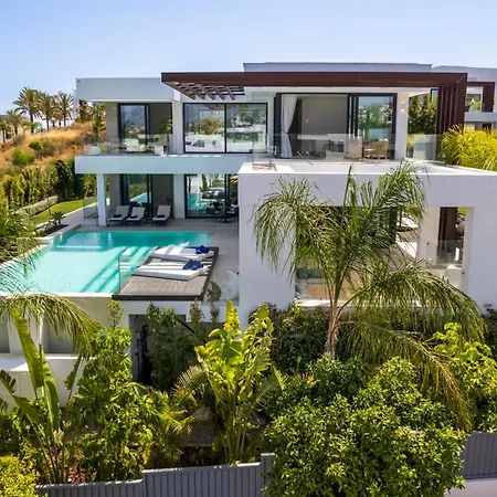 Villa Vacation Marbella I Hanami, Private Infinity Edge-pool, Gym, Movie Theater, Night-security, Alarm System, Close To Golfs And Beaches Estepona