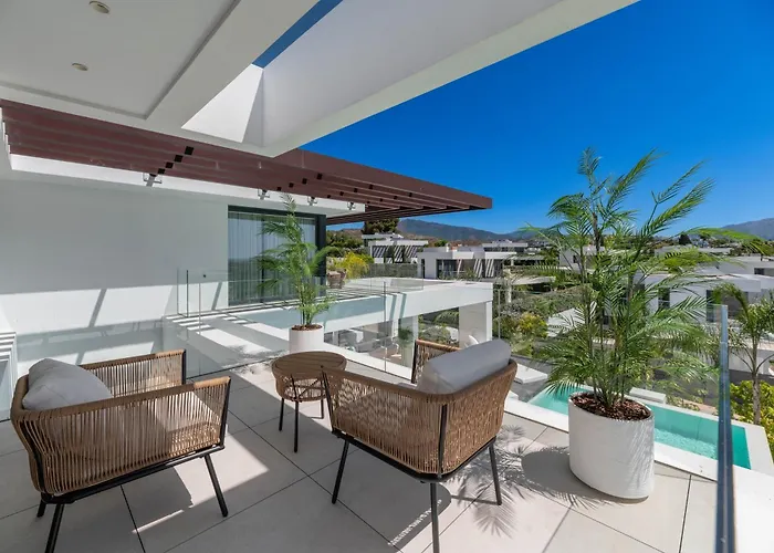 Vacation Marbella I Hanami, Private Infinity Edge-pool, Gym, Movie Theater, Close To Golfs And Beaches *