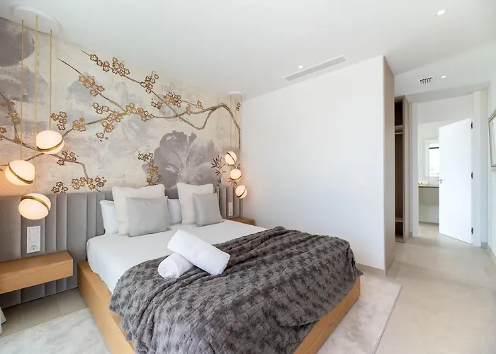 Vacation Marbella I Hanami, Private Infinity Edge-pool, Gym, Movie Theater, Close To Golfs And Beaches إِستيبونا