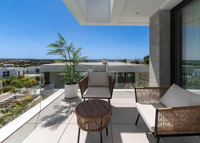 Vacation Marbella I Hanami, Private Infinity Edge-pool, Gym, Movie Theater, Close To Golfs And Beaches *