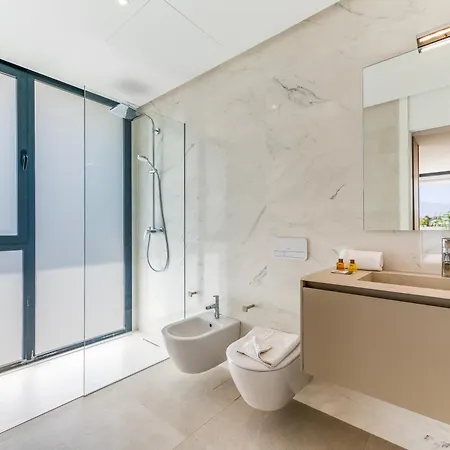 Vacation Marbella I Hanami, Private Infinity Edge-pool, Gym, Movie Theater, Close To Golfs And Beaches Вилла Эстепона