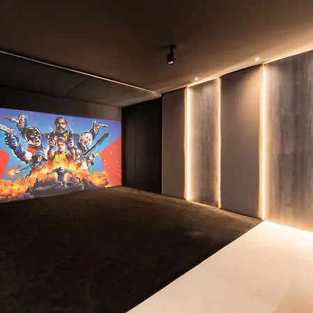 Vacation Marbella I Hanami, Private Infinity Edge-pool, Gym, Movie Theater, Close To Golfs And Beaches 빌라 *