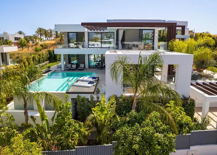 Villa Vacation Marbella I Hanami, Private Infinity Edge-pool, Gym, Movie Theater, Close To Golfs And Beaches Estepona