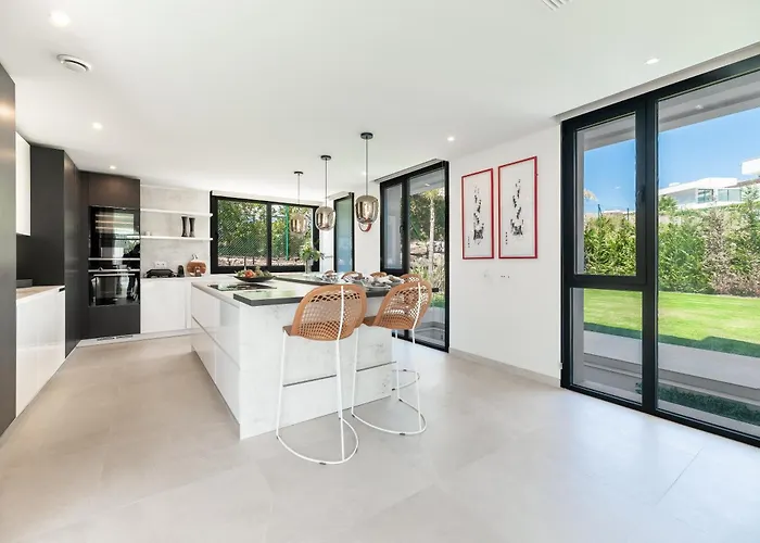 Vacation Marbella I Hanami, Private Infinity Edge-pool, Gym, Movie Theater, Close To Golfs And Beaches Villa Estepona