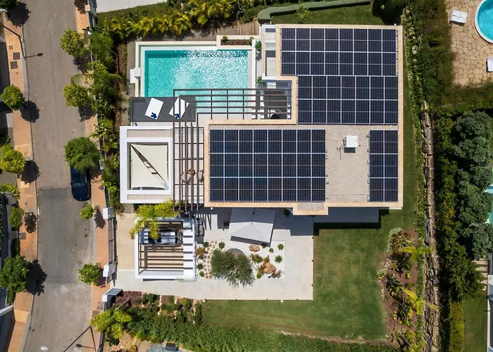 Villa Vacation Marbella I Hanami, Private Infinity Edge-pool, Gym, Movie Theater, Close To Golfs And Beaches *